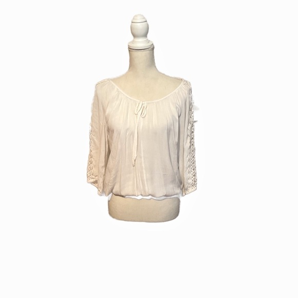 Cream Relaxed Tie Front 3/4 Sleeve Blouse - Picture 2 of 6